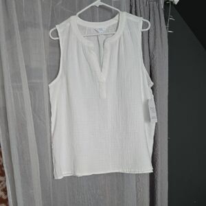 Time and Tru Ivory Sleeveless Tank Top